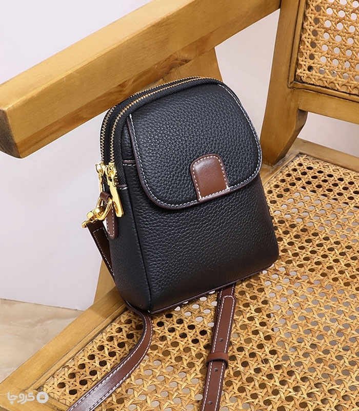 کیف دوشی زنانه زیپ دار چرم کد 2407 طرح کلاسیک