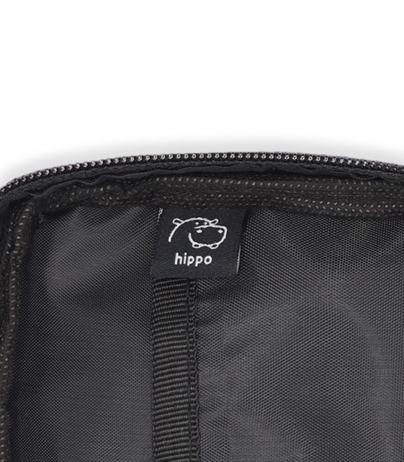 کیف نوار بهداشتی زیپ ‌دار Hippo هیپو ابعاد 13×13 طرح Friends مشکی
