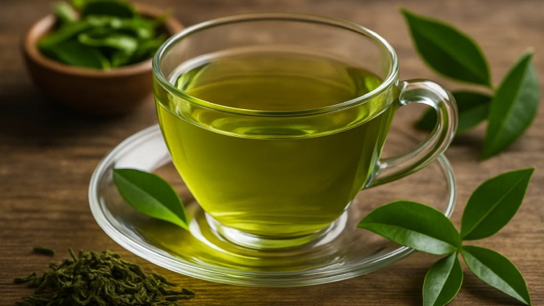 برگ‌های چای سبز را می‌توان در چای، دم‌نوش یا به عنوان عصاره طبیعی استفاده کرد.