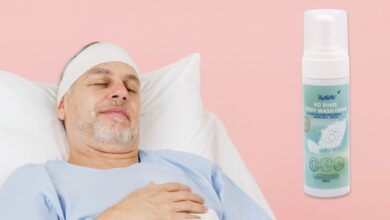 بیماری که جراحی کرده چگونه باید حمام کند؟ + بهترین روش شستن بدن بدون آب