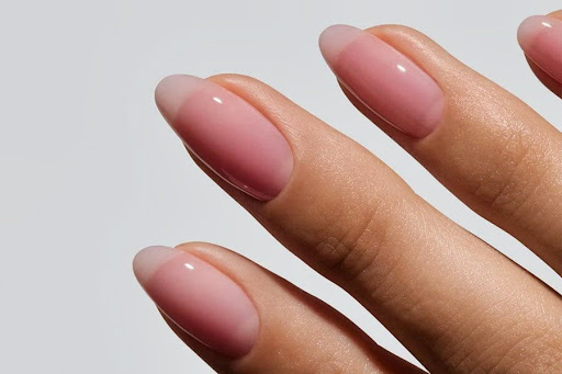 طرح ناخن Soap Nails با ظاهر شفاف، تمیز و درخشش طبیعی