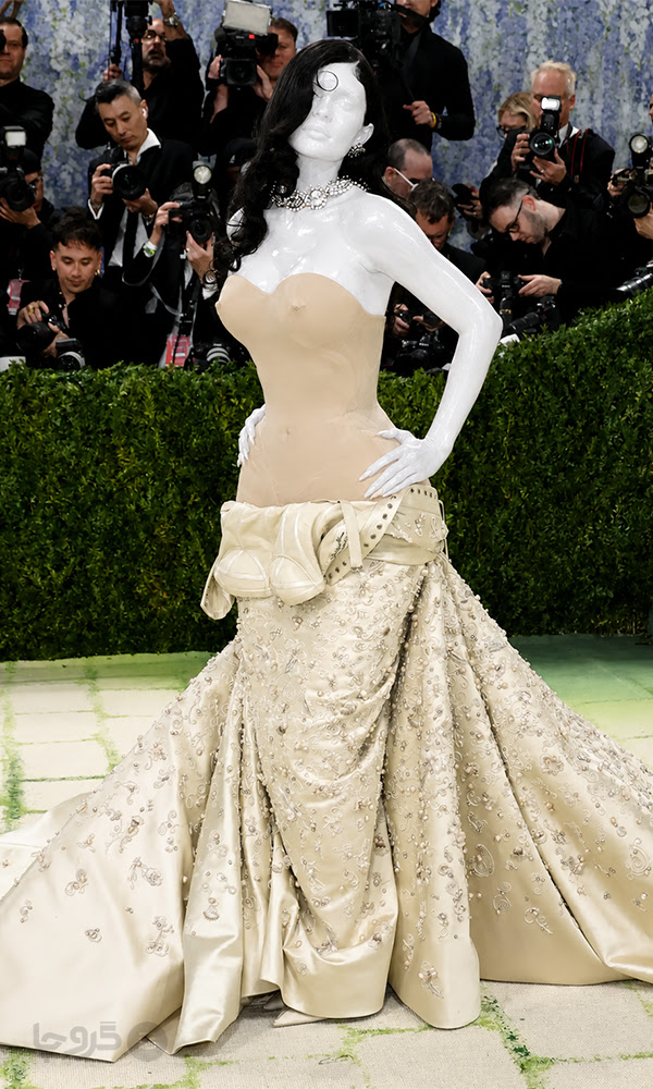 Kylie Jenner mannequin-style Met Gala 2026 dramatic couture look